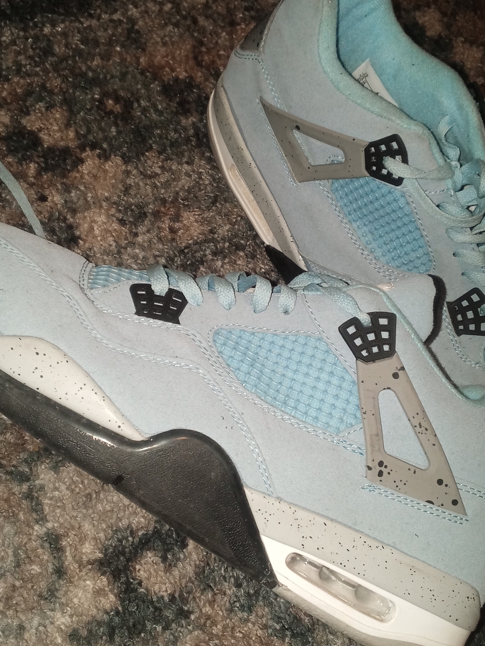 Jordan Retro IV University Blue  Basketball Speakers 💙